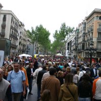 Gente en las Ramblas de Barcelona