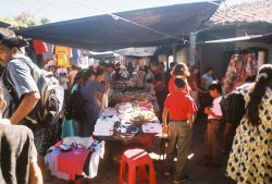 Mercadillo en El Salvador