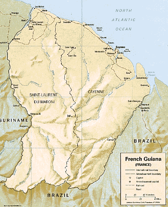 Commons Wikimedia: Mapa físico de Guayana Francesa