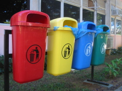 Commons Wikimedia: Recogida selectiva de basura en origen