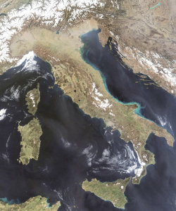 Commons Wikimedia: Ortoimágen de Italia