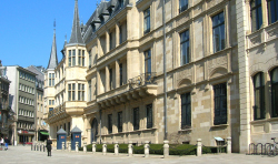 Commons Wikimedia: Palacio ducal de Luxemburgo