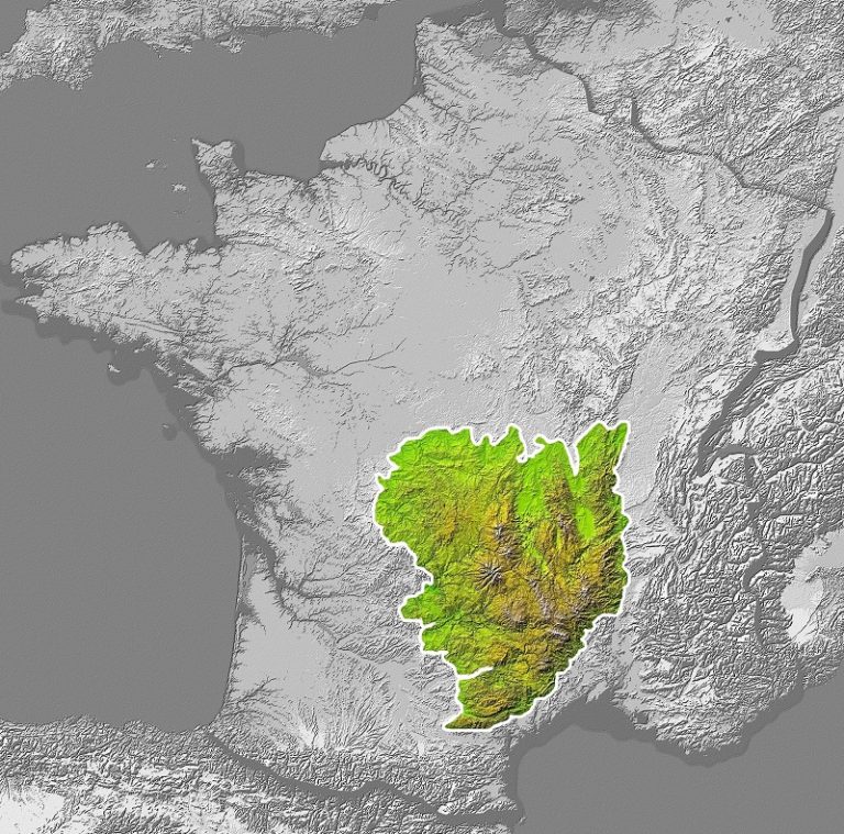 Macizo Central La Gu A De Geograf A   France Massif Central 768x759 